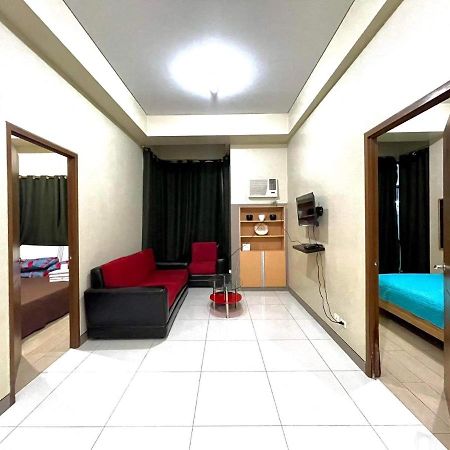 Lovely 2 Bed Room Condo Infront Of Naia Terminal 3 Manilla Buitenkant foto