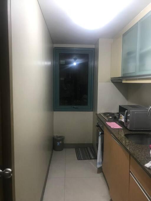 Lovely 2 Bed Room Condo Infront Of Naia Terminal 3 Manilla Buitenkant foto