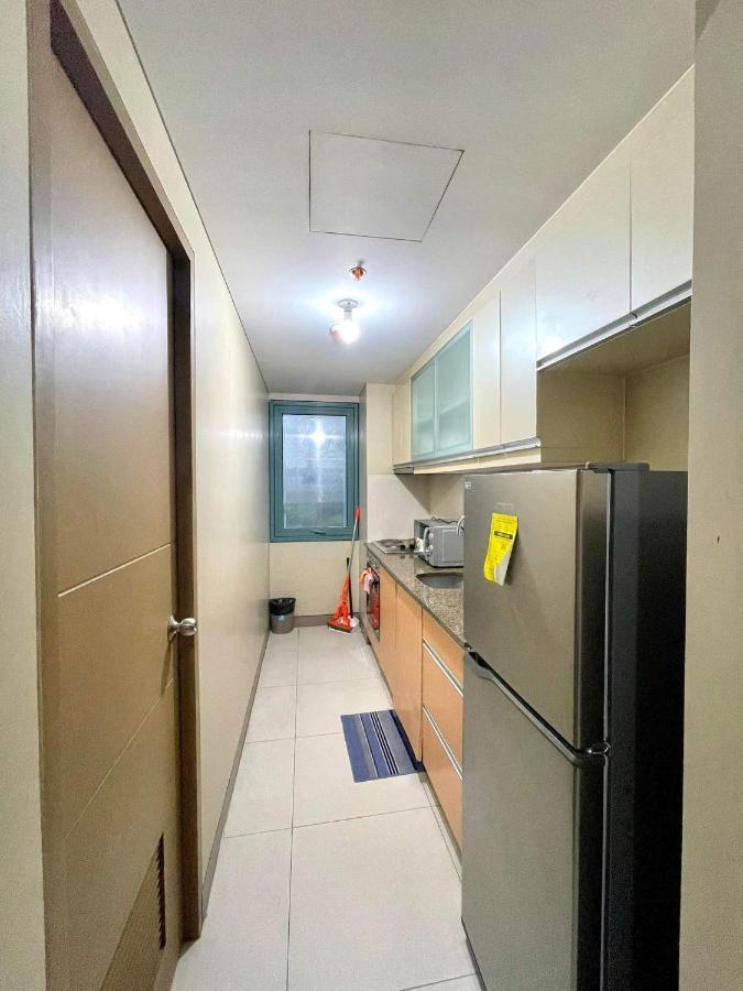Lovely 2 Bed Room Condo Infront Of Naia Terminal 3 Manilla Buitenkant foto